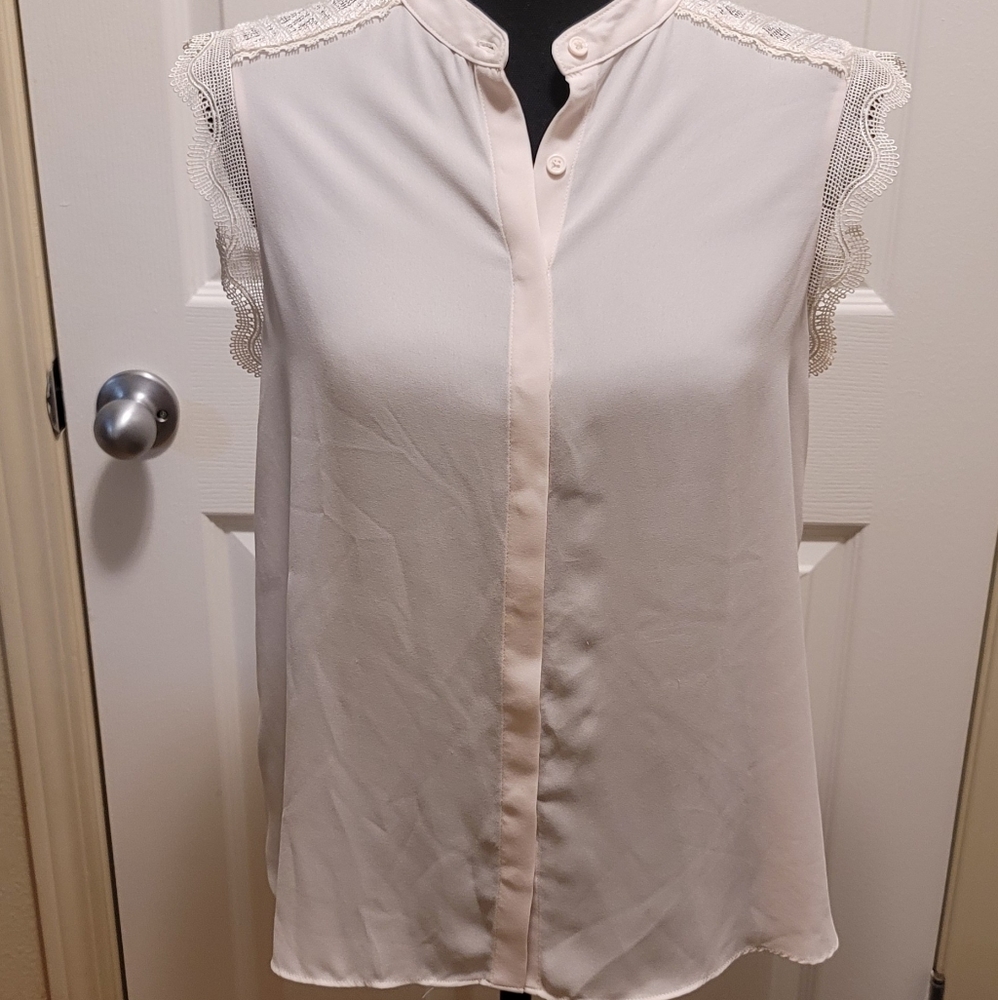 Q&A Womens Petite Sleeveless Top size S (EUC)